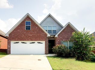 26 Brittany Dr N, Elmore, AL 36025