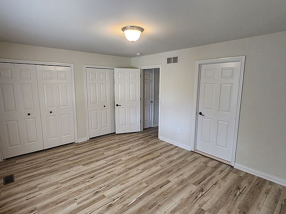 3rd image of 51675 Sass Rd