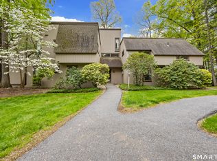 58 Crocus Ln #58, Avon, CT 06001