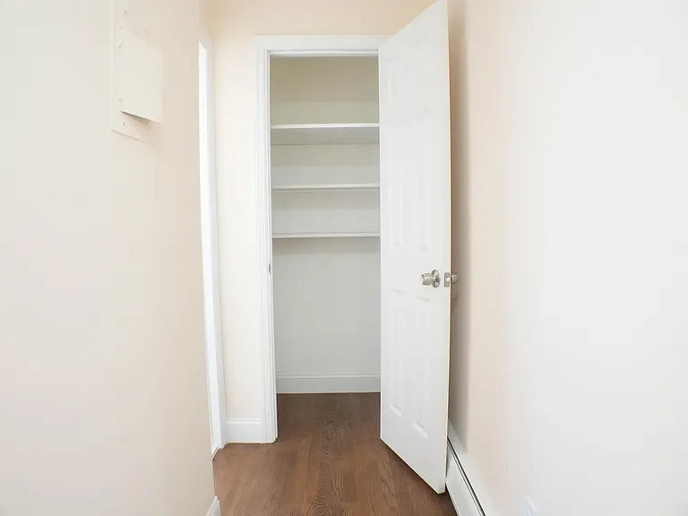 300 Cator Ave #2 — Photo 16