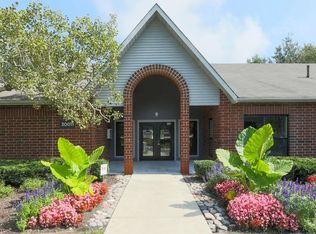 Deer Valley Apartments, Lake Bluff, IL 60044
