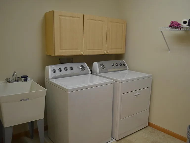 13784 Atwood Ave — Photo 12