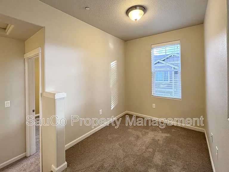 175 NE 80th Ave — Photo 20