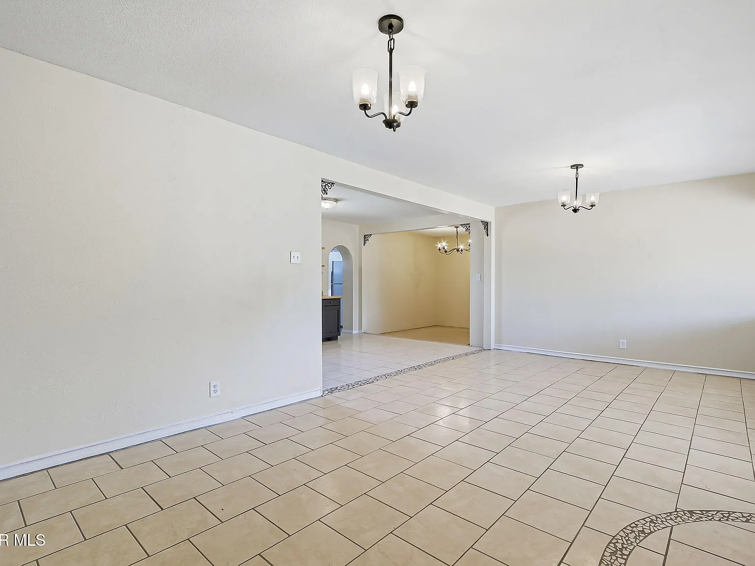 3 bed, 1604 sqft, $1,500 — Photo 3