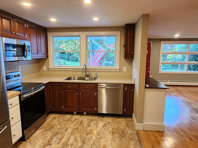 414 Greenwoods Rd — Photo 7