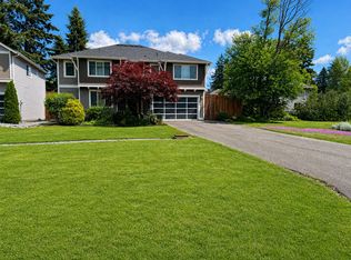 932 SW 108th St, Seattle, WA 98146