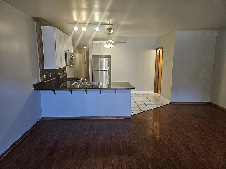 2434 W Polk St #1 — Photo 17
