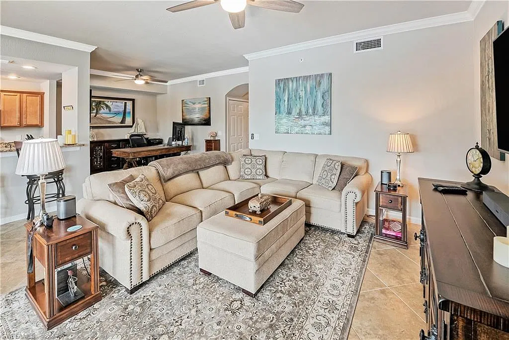 2 bed, 2.0 bath, 1137 sqft, $7,000 — Photo 4