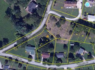 308 King Ln, La Follette, TN 37766