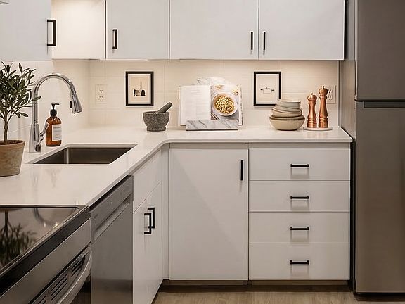 4th image of 1862 15th Ave E #1379570