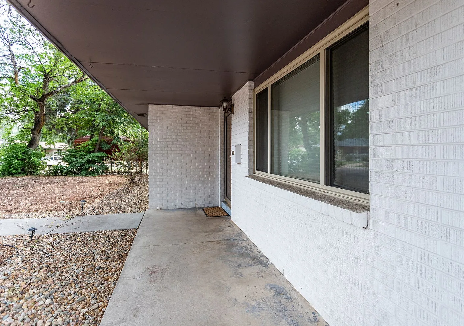 Beautiful 2-Bedroom, 2-Bath Home in Desirable Southwest Colorado Springs! — Photo 4