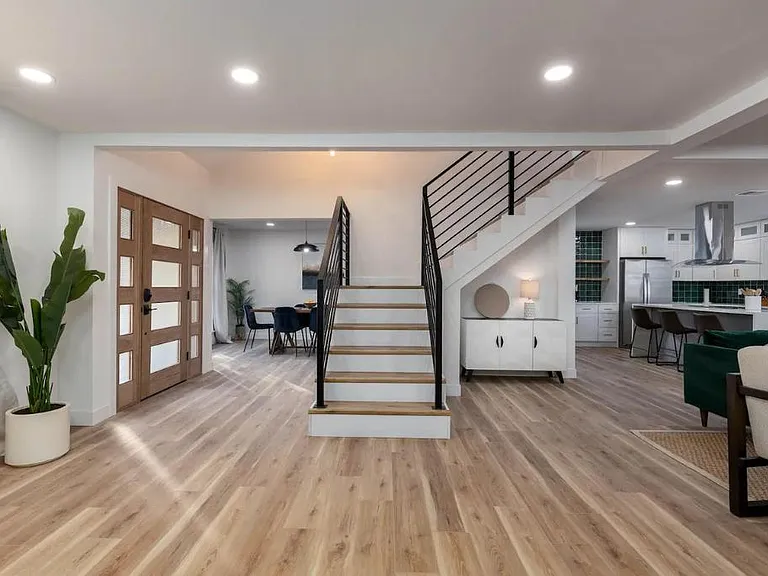 306 W Lookout Dr — Photo 10