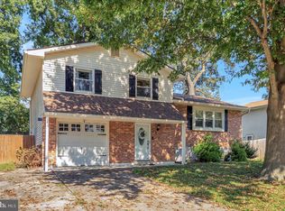 21 Chancellor Dr, Newark, DE 19713