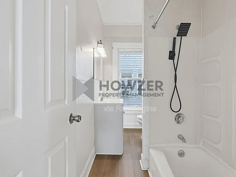 14-18 Chester Ave #16-14 — Photo 8