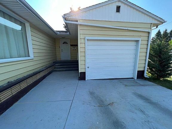 3rd image of 4022 42nd Ave