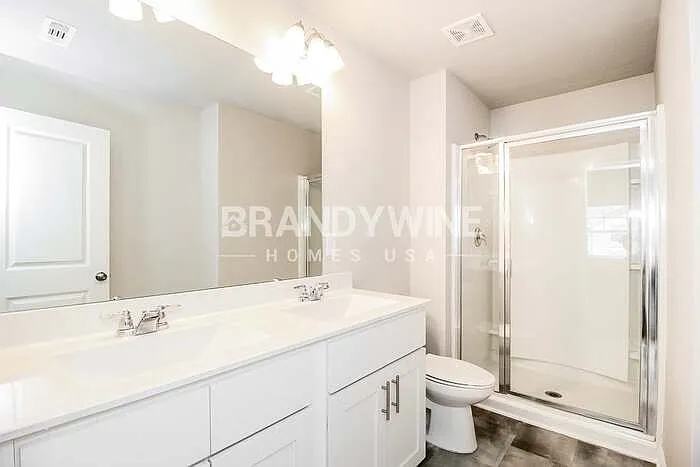 303 Bascomb Cres — Photo 14