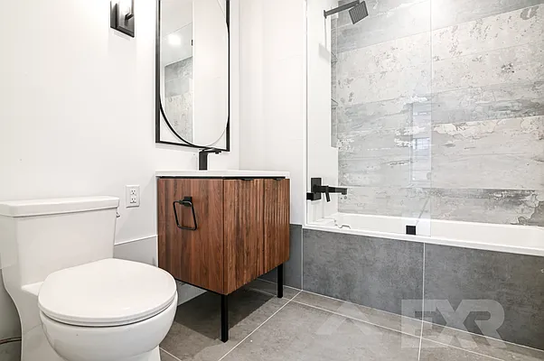 Rented by EXR | media 5