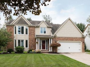 128 Brenridge Dr, East Amherst, NY 14051