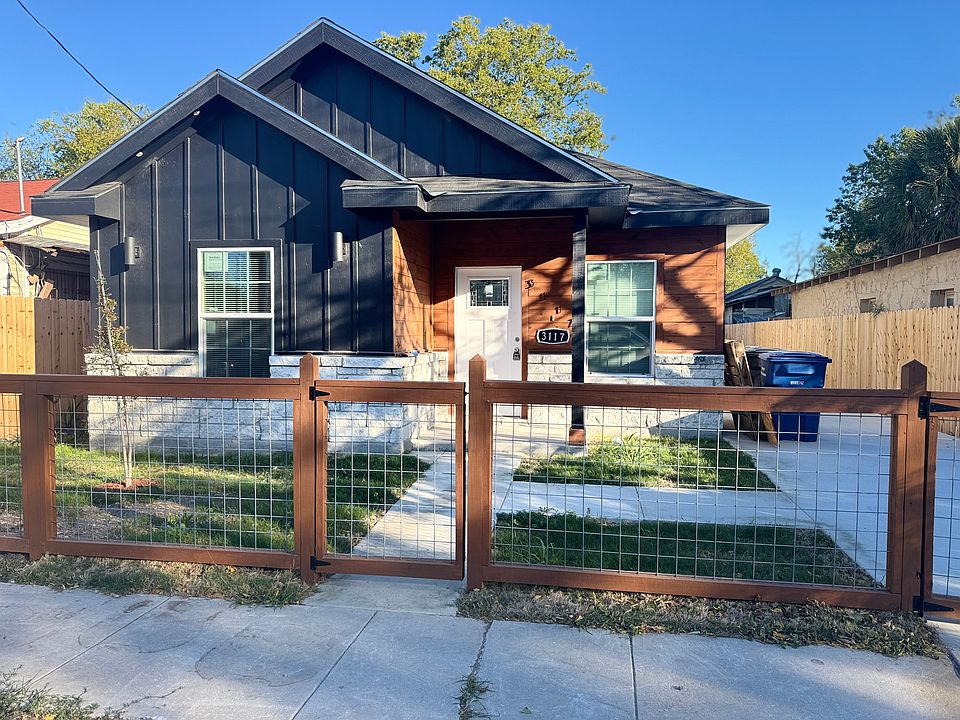 1st image of 3117 W Salinas St