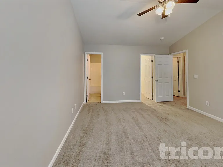 4008 Laurel Glen Dr — Photo 8
