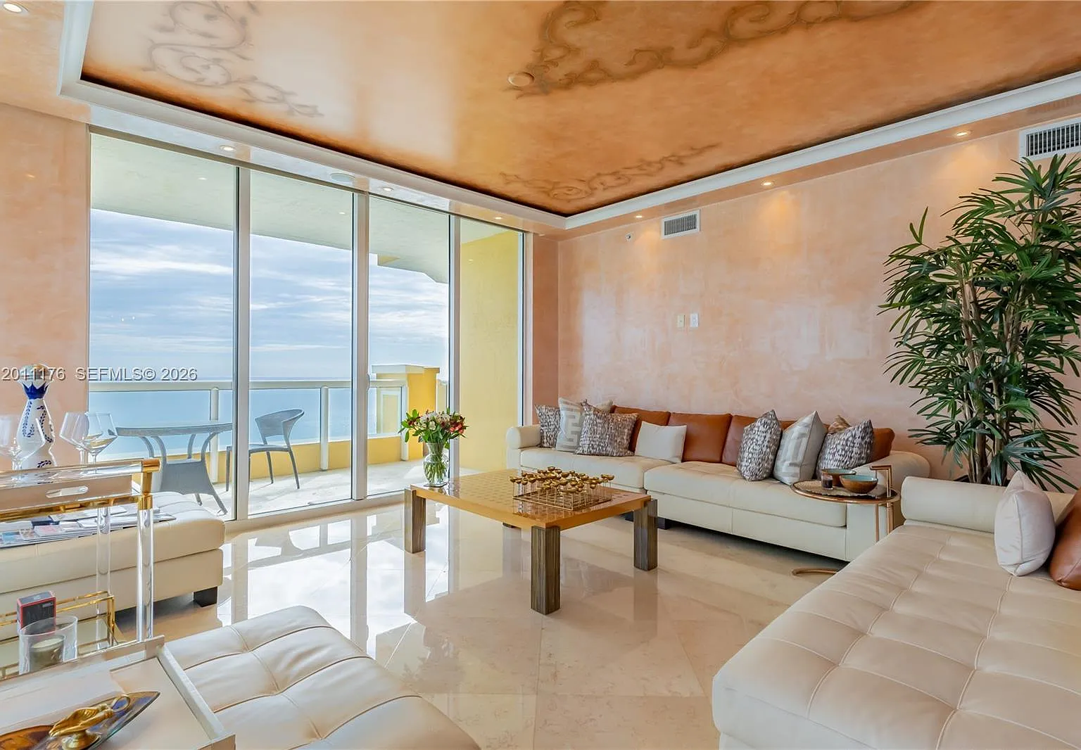 Acqualina Ocean Residence — Photo 3