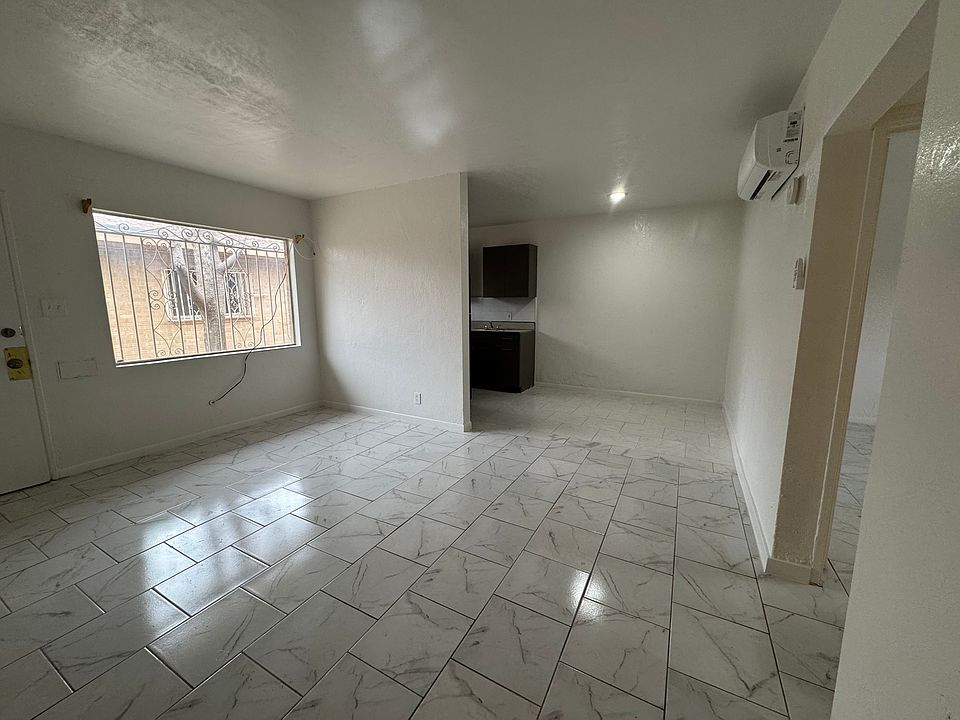1st image of 1501 N Oregon St APT 5