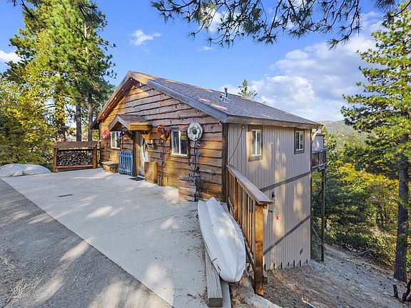 3rd image of 179 Canyon View Dr