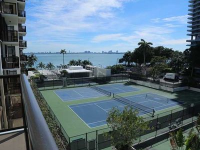 600 NE 36th St APT 412, Miami, FL, 33137