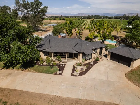 3462 N Bethel Ave, Sanger, CA 93657