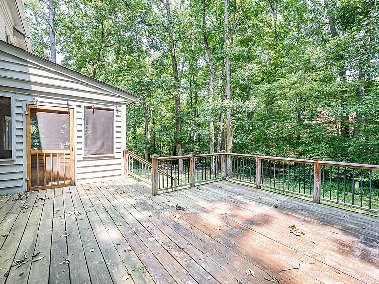 6022 Watch Harbour Rd — Photo 4