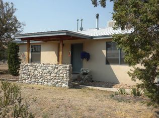 41 N Estrellas Rd, Santa Fe, NM 87507