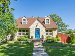 2020 W Grange Ave, Milwaukee, WI 53221