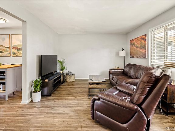 4th image of 765 Gardenia Street
