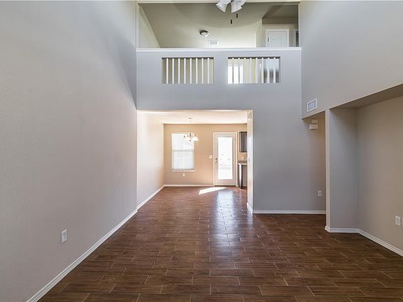 4th image of 5919 Cocobolo St