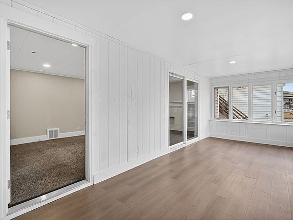 4th image of 1708 1st Ave