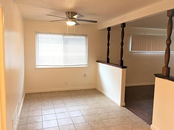 3rd image of 8030 Blackhawk Dr