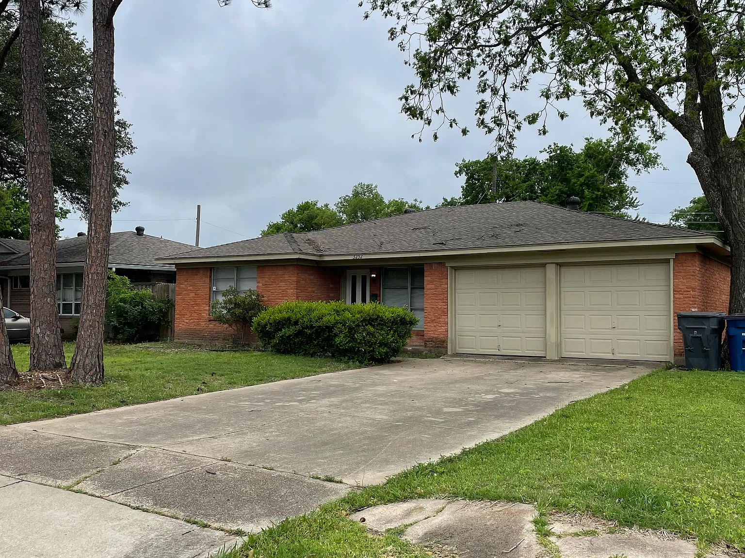3 bed, 1209 sqft, $2,250 — Photo 2