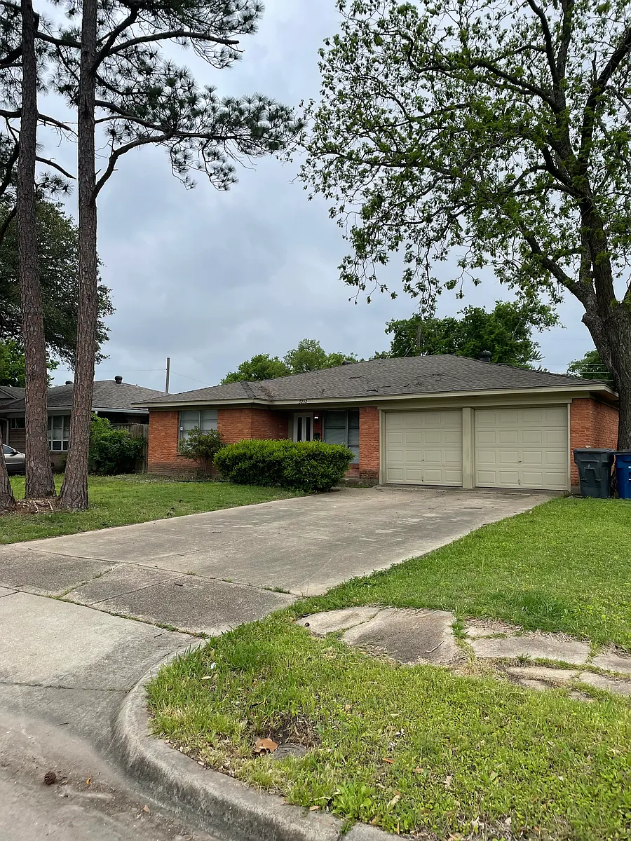 Building Photo - 3252 Millmar Dr