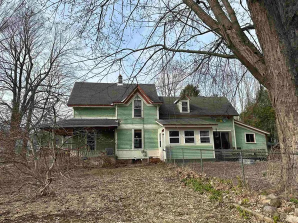 35 Waverly St, Potsdam, NY 13676