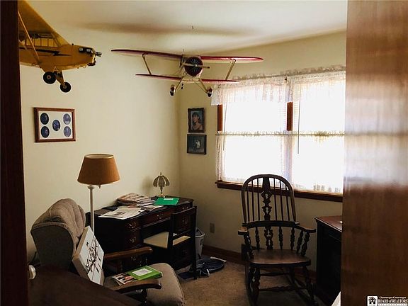 5th image of 34 Willowbrook Ave