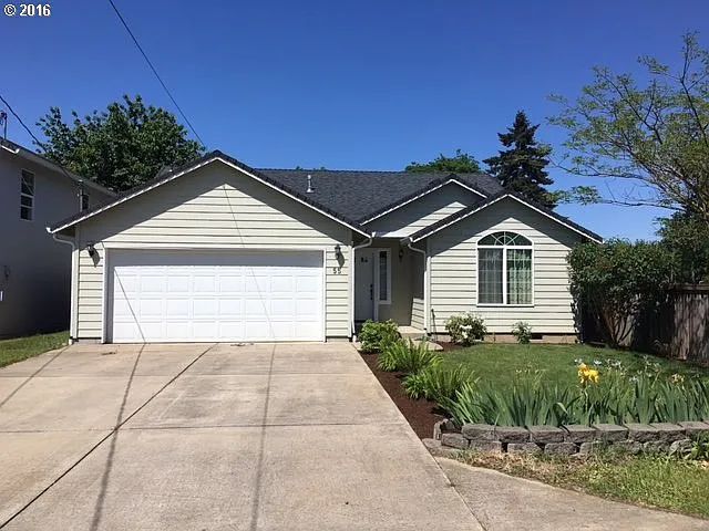 55 Kourt Dr photo 1