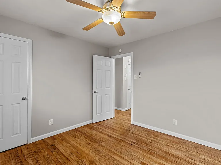 945 Ohlman Ave — Photo 22