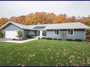 4524 Loch View Rd, Hubertus, WI 53033