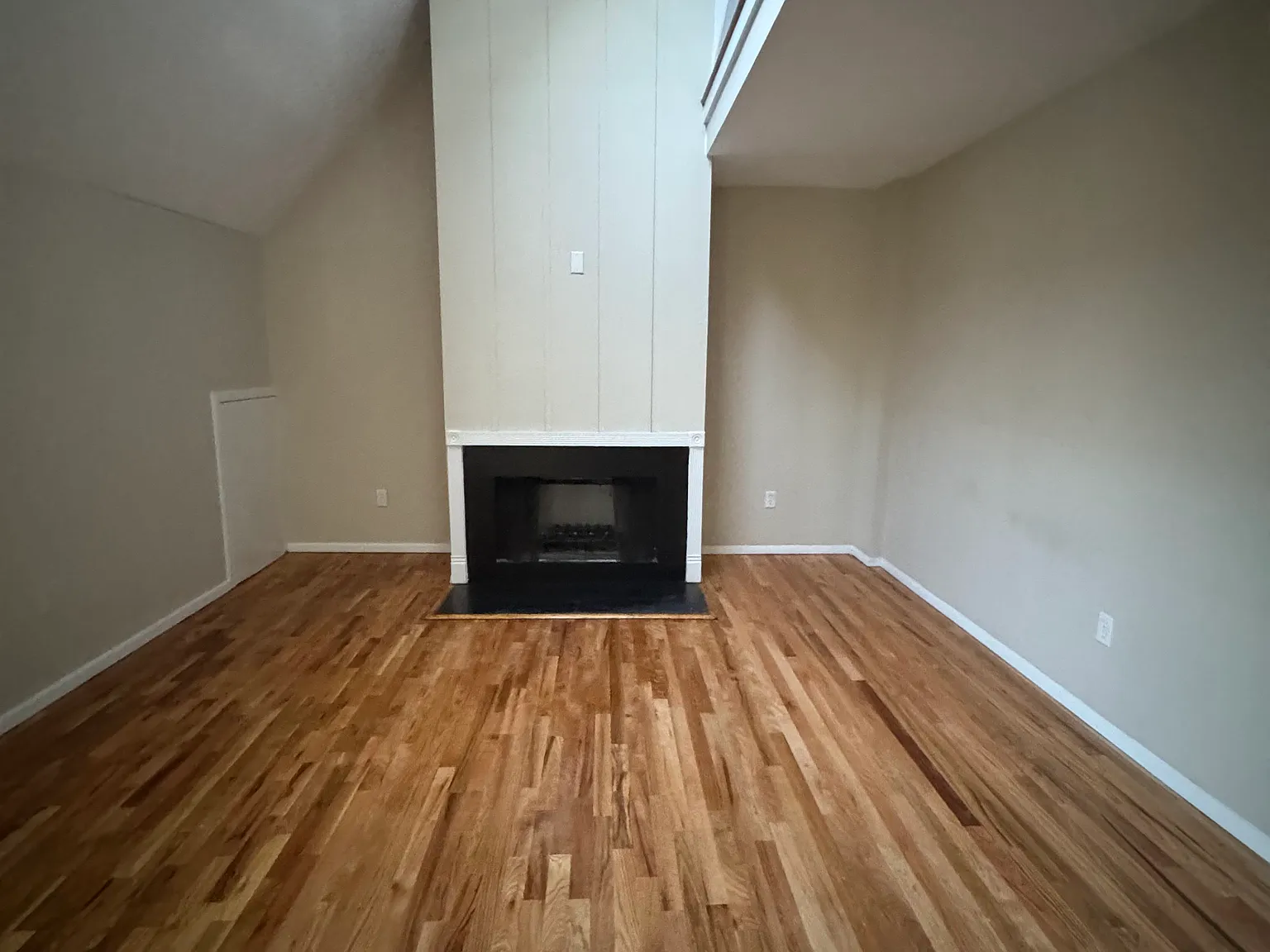 1 bed, 760 sqft, $2,100 — Photo 2