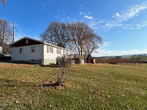 6392 Wayne Hwy, Waynesboro, PA 17268