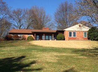 25 Valley Rd, Lewistown, PA 17044