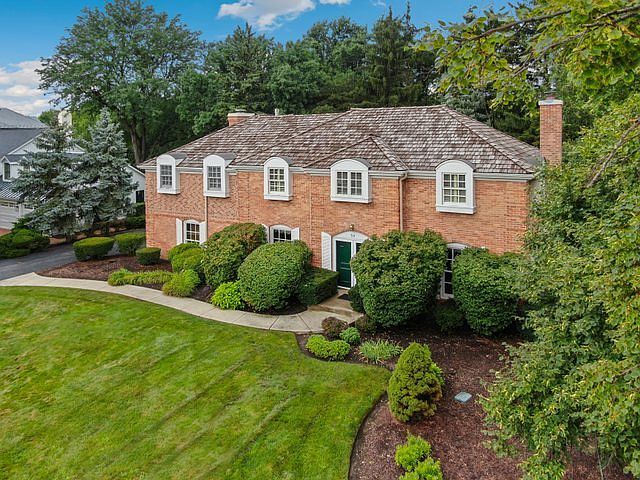 1st image of 59 Sheffield Ln