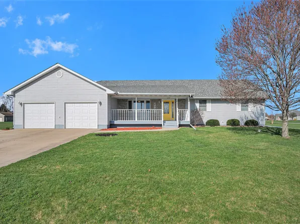 860 Jeflynn Dr, Kouts, IN 46347