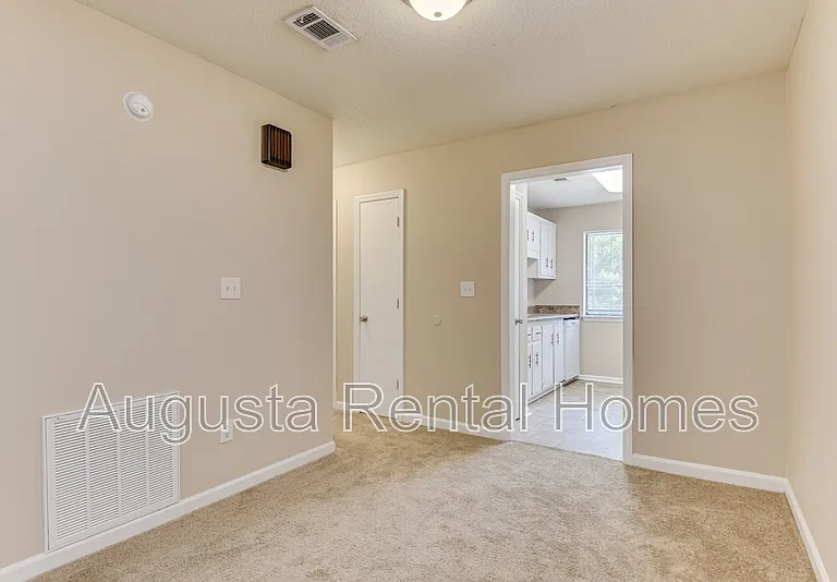 3510 Woodlake Rd #D — Photo 10