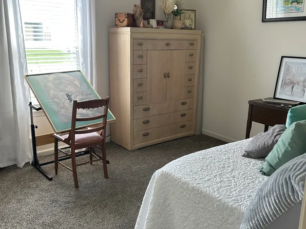 6346 Shale Crescent Dr, West Lafayette, IN 47906